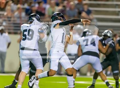 Thumbnail 2 in Hebron @ Guyer photogallery.
