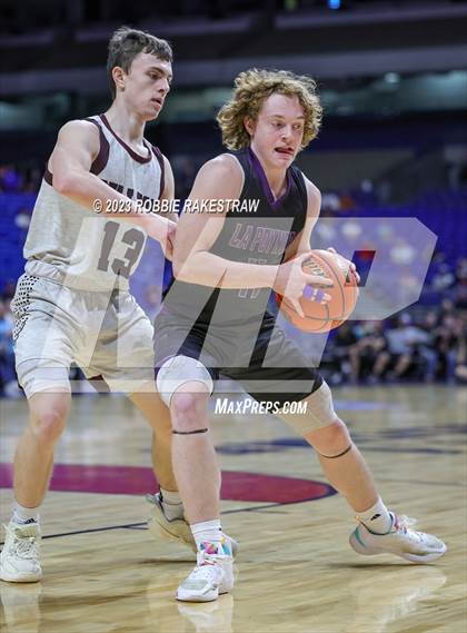 Thumbnail 3 in Flatonia vs. LaPoynor (UIL 2A Basketball State Semifinal) photogallery.