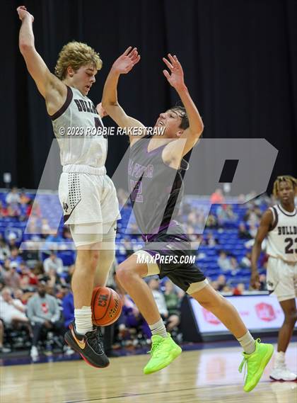 Thumbnail 1 in Flatonia vs. LaPoynor (UIL 2A Basketball State Semifinal) photogallery.