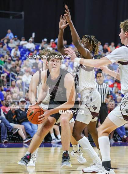Thumbnail 2 in Flatonia vs. LaPoynor (UIL 2A Basketball State Semifinal) photogallery.