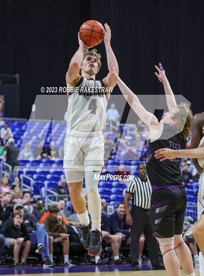 Thumbnail 1 in Flatonia vs. LaPoynor (UIL 2A Basketball State Semifinal) photogallery.