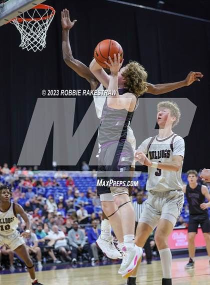 Thumbnail 1 in Flatonia vs. LaPoynor (UIL 2A Basketball State Semifinal) photogallery.