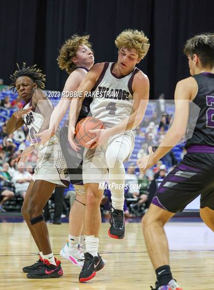 Thumbnail 1 in Flatonia vs. LaPoynor (UIL 2A Basketball State Semifinal) photogallery.