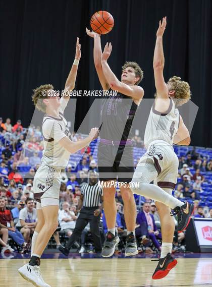 Thumbnail 3 in Flatonia vs. LaPoynor (UIL 2A Basketball State Semifinal) photogallery.