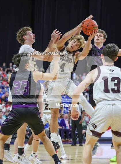 Thumbnail 3 in Flatonia vs. LaPoynor (UIL 2A Basketball State Semifinal) photogallery.