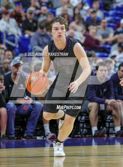 Thumbnail 2 in Flatonia vs. LaPoynor (UIL 2A Basketball State Semifinal) photogallery.