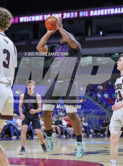 Thumbnail 2 in Flatonia vs. LaPoynor (UIL 2A Basketball State Semifinal) photogallery.