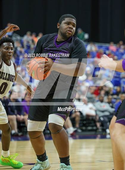 Thumbnail 2 in Flatonia vs. LaPoynor (UIL 2A Basketball State Semifinal) photogallery.