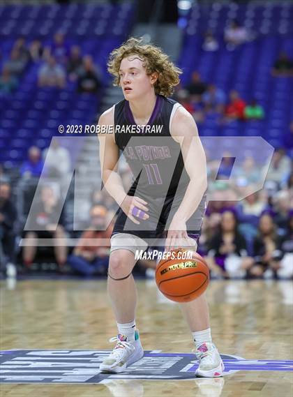 Thumbnail 1 in Flatonia vs. LaPoynor (UIL 2A Basketball State Semifinal) photogallery.
