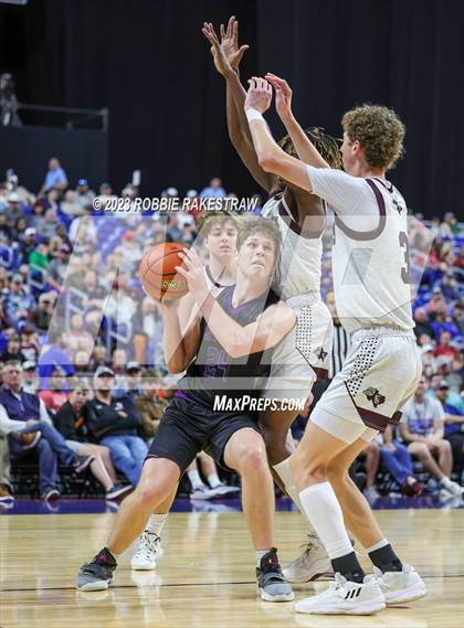 Thumbnail 3 in Flatonia vs. LaPoynor (UIL 2A Basketball State Semifinal) photogallery.