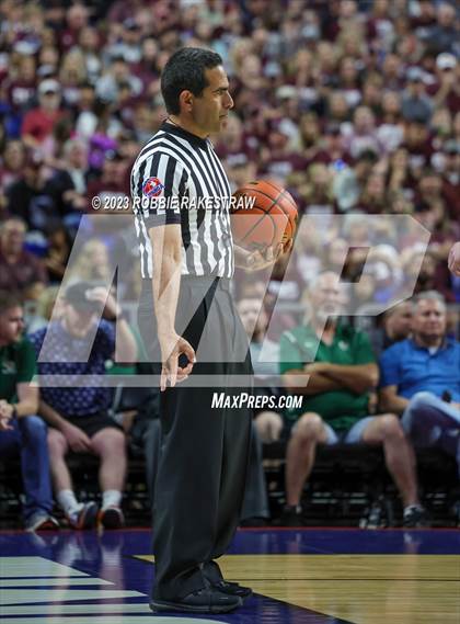 Thumbnail 2 in Flatonia vs. LaPoynor (UIL 2A Basketball State Semifinal) photogallery.