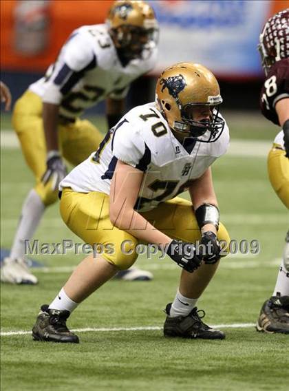 Thumbnail 2 in Sweet Home vs. Burnt Hills-Ballston Lake (NYSPHSAA Class A Final) photogallery.