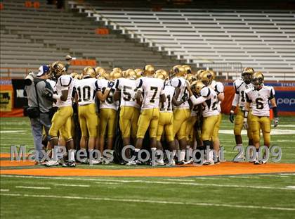 Thumbnail 3 in Sweet Home vs. Burnt Hills-Ballston Lake (NYSPHSAA Class A Final) photogallery.