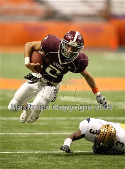 Thumbnail 1 in Sweet Home vs. Burnt Hills-Ballston Lake (NYSPHSAA Class A Final) photogallery.