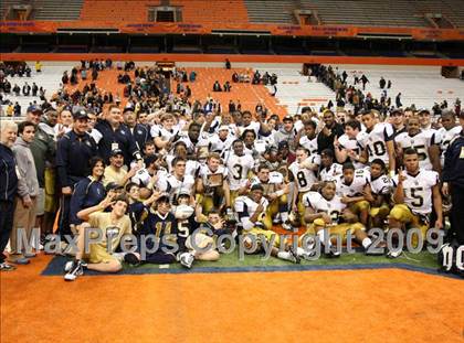 Thumbnail 3 in Sweet Home vs. Burnt Hills-Ballston Lake (NYSPHSAA Class A Final) photogallery.