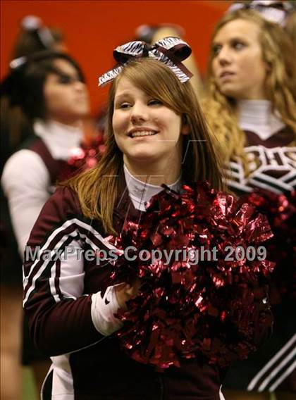 Thumbnail 2 in Sweet Home vs. Burnt Hills-Ballston Lake (NYSPHSAA Class A Final) photogallery.