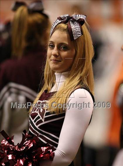 Thumbnail 1 in Sweet Home vs. Burnt Hills-Ballston Lake (NYSPHSAA Class A Final) photogallery.