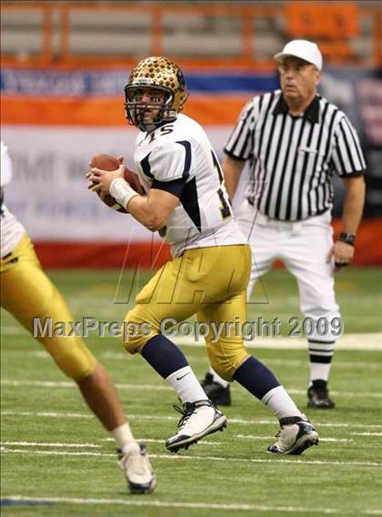 Thumbnail 3 in Sweet Home vs. Burnt Hills-Ballston Lake (NYSPHSAA Class A Final) photogallery.
