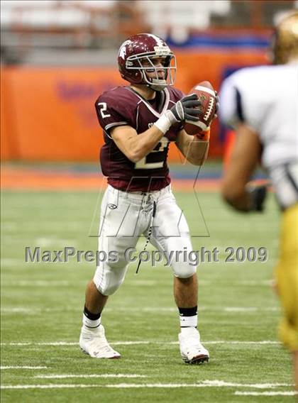 Thumbnail 3 in Sweet Home vs. Burnt Hills-Ballston Lake (NYSPHSAA Class A Final) photogallery.