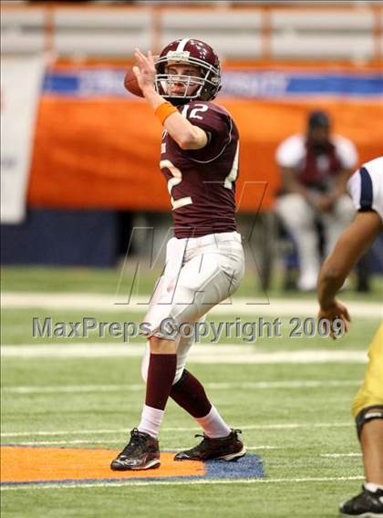 Thumbnail 3 in Sweet Home vs. Burnt Hills-Ballston Lake (NYSPHSAA Class A Final) photogallery.