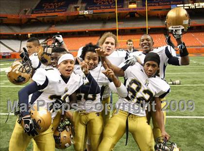 Thumbnail 2 in Sweet Home vs. Burnt Hills-Ballston Lake (NYSPHSAA Class A Final) photogallery.