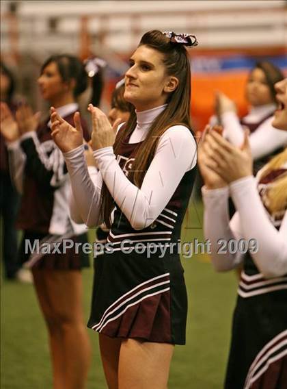 Thumbnail 3 in Sweet Home vs. Burnt Hills-Ballston Lake (NYSPHSAA Class A Final) photogallery.