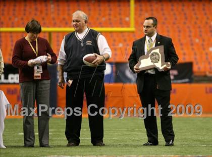 Thumbnail 1 in Sweet Home vs. Burnt Hills-Ballston Lake (NYSPHSAA Class A Final) photogallery.