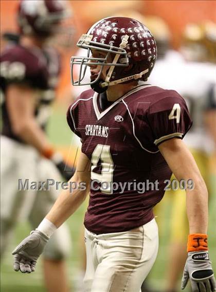 Thumbnail 3 in Sweet Home vs. Burnt Hills-Ballston Lake (NYSPHSAA Class A Final) photogallery.