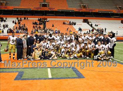 Thumbnail 3 in Sweet Home vs. Burnt Hills-Ballston Lake (NYSPHSAA Class A Final) photogallery.