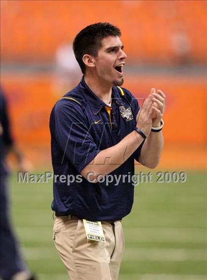 Thumbnail 2 in Sweet Home vs. Burnt Hills-Ballston Lake (NYSPHSAA Class A Final) photogallery.