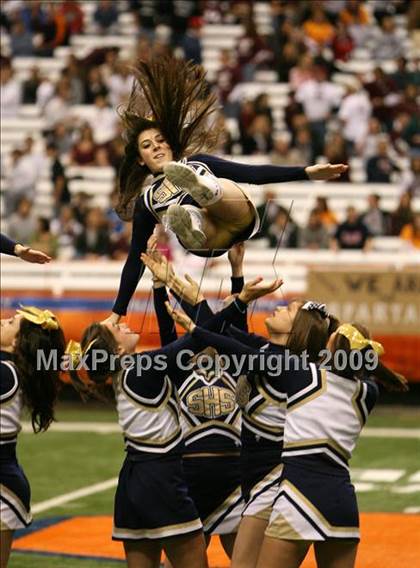 Thumbnail 1 in Sweet Home vs. Burnt Hills-Ballston Lake (NYSPHSAA Class A Final) photogallery.