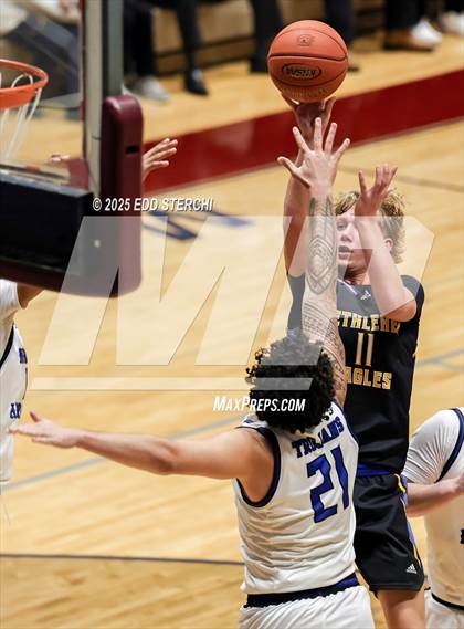 Thumbnail 3 in Bethlehem vs. North Hardin (KHSAA 5th Region Tournament) photogallery.