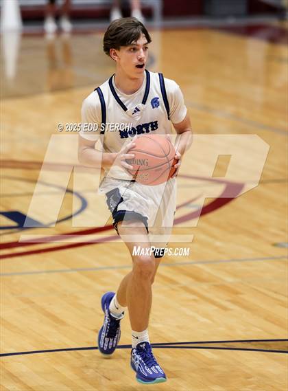 Thumbnail 3 in Bethlehem vs. North Hardin (KHSAA 5th Region Tournament) photogallery.