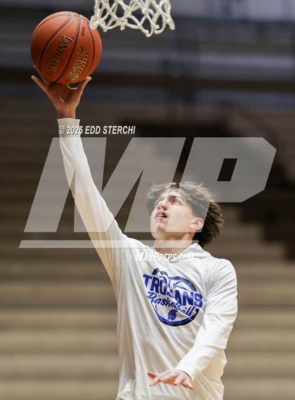 Thumbnail 1 in Bethlehem vs. North Hardin (KHSAA 5th Region Tournament) photogallery.