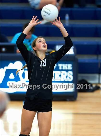 Thumbnail 1 in Los Gatos vs. Archbishop Mitty (CIF CCS Playoffs)  photogallery.