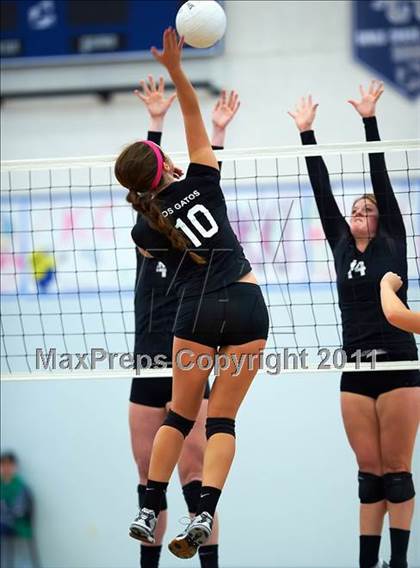 Thumbnail 3 in Los Gatos vs. Archbishop Mitty (CIF CCS Playoffs)  photogallery.