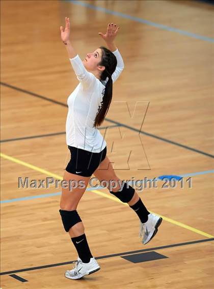 Thumbnail 2 in Los Gatos vs. Archbishop Mitty (CIF CCS Playoffs)  photogallery.