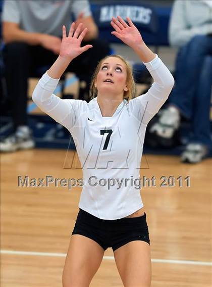 Thumbnail 2 in Los Gatos vs. Archbishop Mitty (CIF CCS Playoffs)  photogallery.