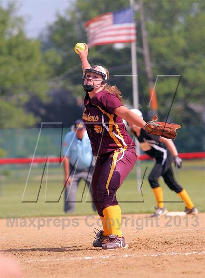 Thumbnail 1 in Keystone vs Elk County Catholic (PIAA District IX A Final) photogallery.