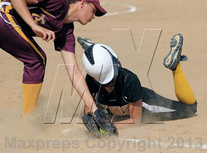 Thumbnail 1 in Keystone vs Elk County Catholic (PIAA District IX A Final) photogallery.