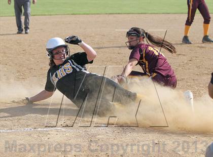 Thumbnail 3 in Keystone vs Elk County Catholic (PIAA District IX A Final) photogallery.