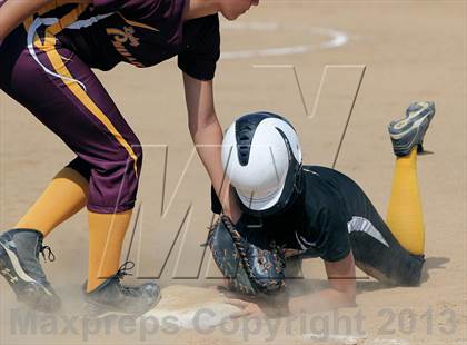 Thumbnail 1 in Keystone vs Elk County Catholic (PIAA District IX A Final) photogallery.