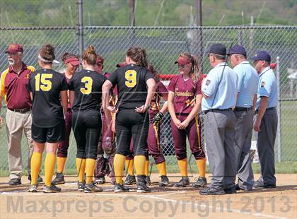 Thumbnail 1 in Keystone vs Elk County Catholic (PIAA District IX A Final) photogallery.