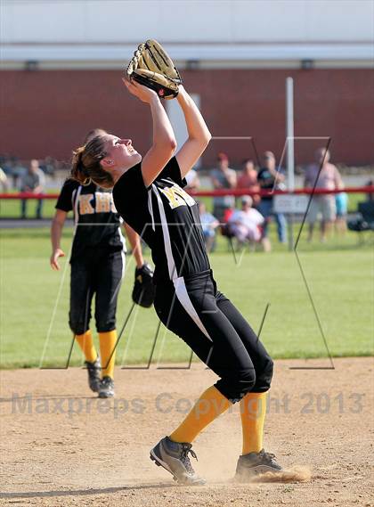 Thumbnail 3 in Keystone vs Elk County Catholic (PIAA District IX A Final) photogallery.