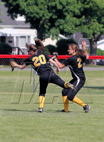 Thumbnail 1 in Keystone vs Elk County Catholic (PIAA District IX A Final) photogallery.