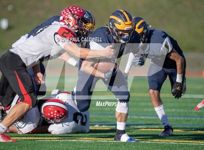 Thumbnail 3 in Yelm @ Bellevue (WIAA 3A Quarterfinal) photogallery.