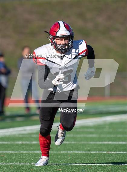 Thumbnail 3 in Yelm @ Bellevue (WIAA 3A Quarterfinal) photogallery.