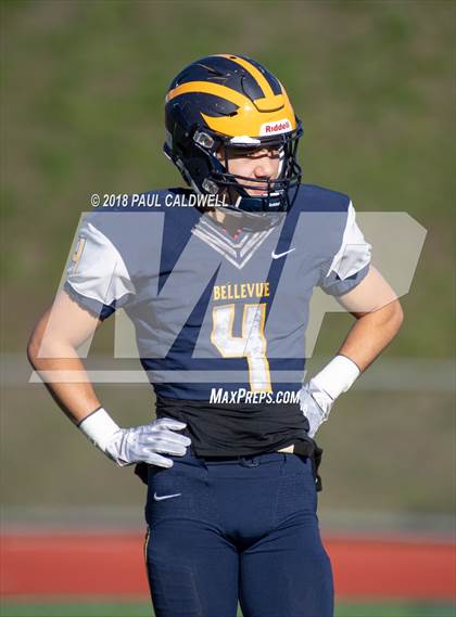 Thumbnail 3 in Yelm @ Bellevue (WIAA 3A Quarterfinal) photogallery.