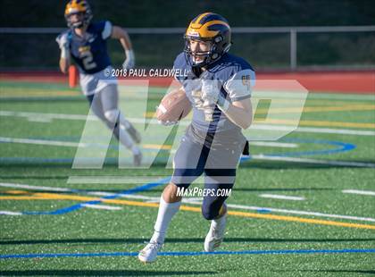 Thumbnail 1 in Yelm @ Bellevue (WIAA 3A Quarterfinal) photogallery.