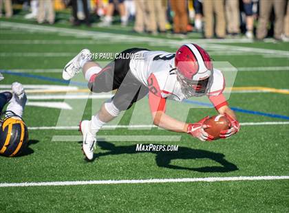 Thumbnail 2 in Yelm @ Bellevue (WIAA 3A Quarterfinal) photogallery.